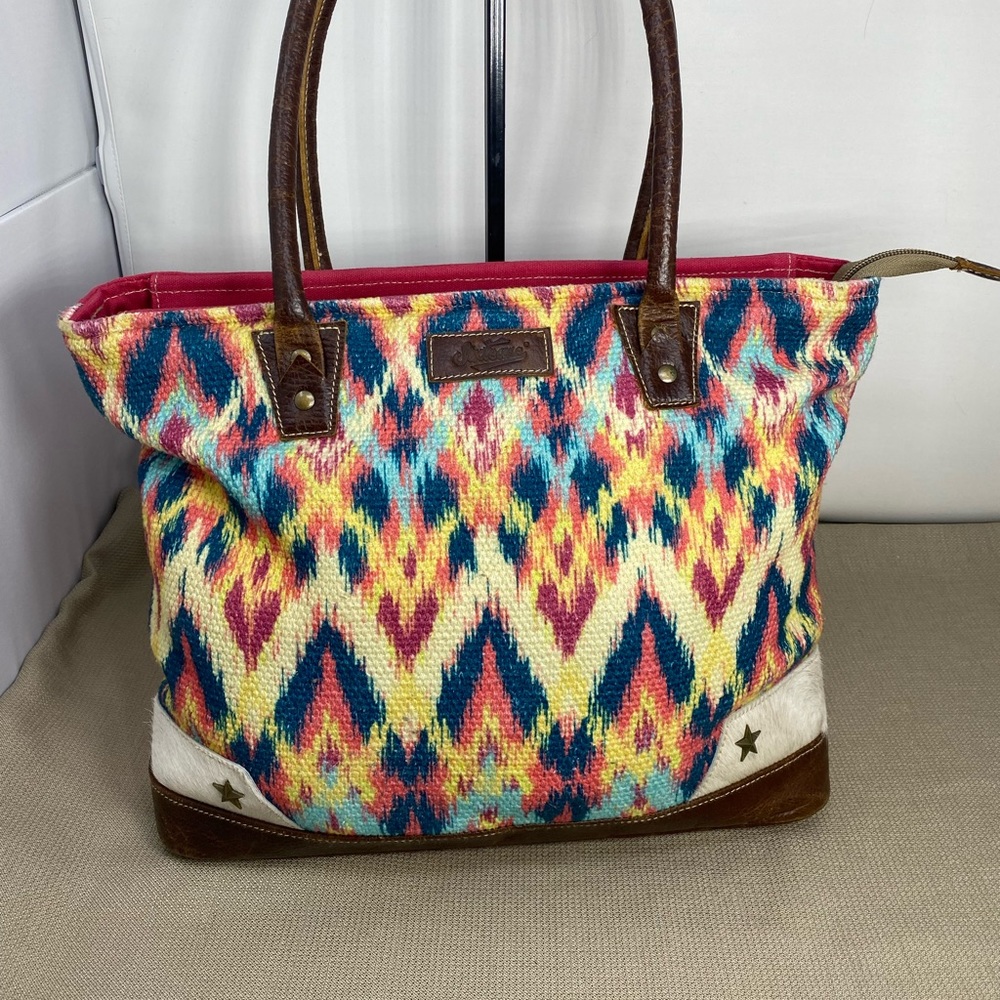 SIXTEASE CANVAS/HAIR ON TOTE BAG